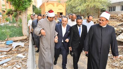 محافظ أسيوط يتابع سير العمل بورش الأخشاب التابعة للمنطقة الأزهرية 