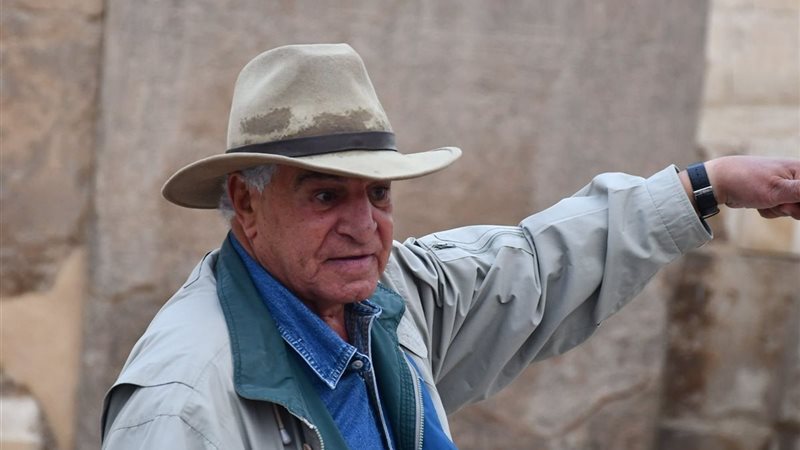 زاهي حواس