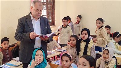 مدير إدارة أبشواى بالفيوم يتفقدان مدارس أبو كساه وأبو شنب |صور