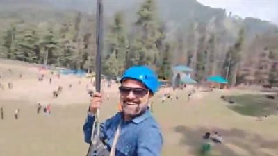 فيديو يوثق مجزرة كشمير بالصدفة.. سائح يصور الهجوم أثناء جولة بالحبل الانزلاقي