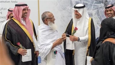 396 حاجًا من بنجلاديش يصلون إلى جدة ضمن أولى دفعات الحجيج