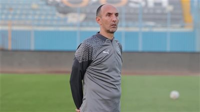 بيراميدز يدخل معسكر مغلق ببرج العرب استعدادًا لمباريات حسم الدوري 