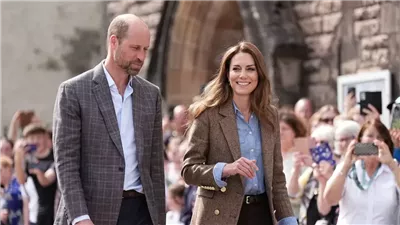 الأمير ويليام وكيت ميدلتون يحتفلان بالذكرى الرابعة عشرة لزواجهما.. صور