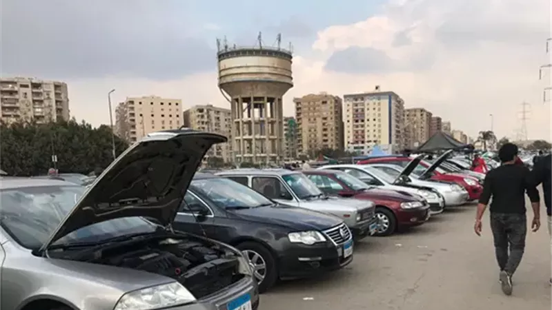 سوق السيارات