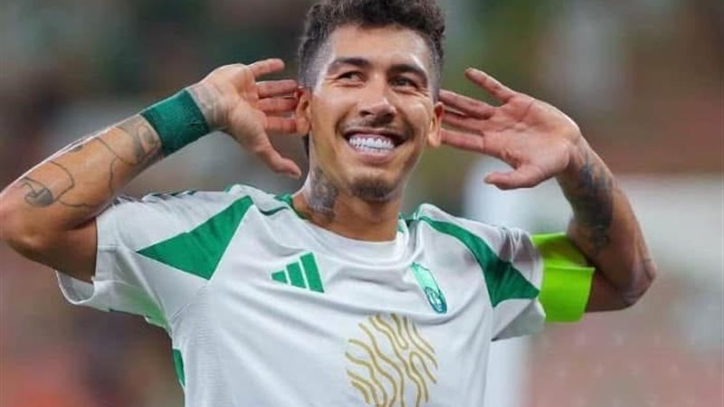 روبرتو فيرمينو