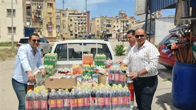 ضبط مخزن سري بداخله سلع غذائية منتهية الصلاحية في بورسعيد |صور