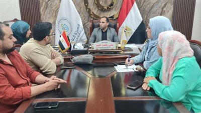 مدير فرع الرعاية الصحية بالإسماعيلية يرفع درجه الاستعداد لموجة الطقس السيء