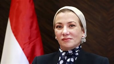 وزيرة البيئة: حبس وغرامة لألقاء المخلفات أو فرزها في غير الأماكن المخصصة
