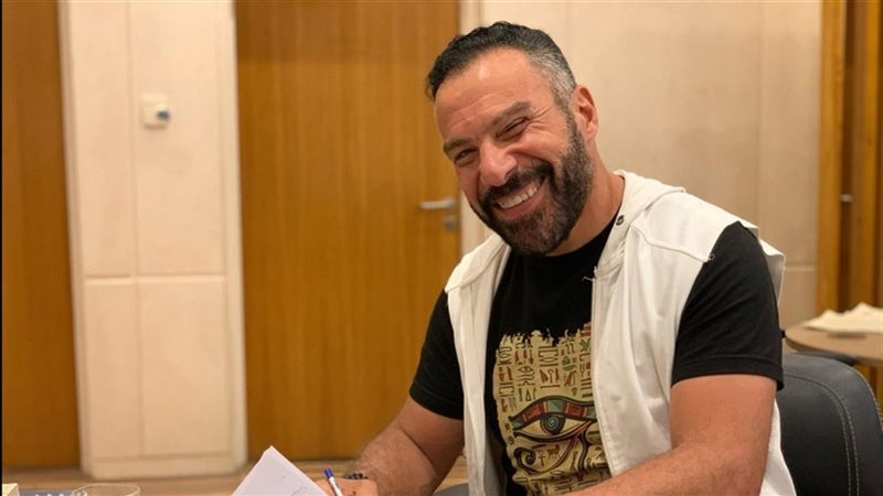 الفنان محمد خميس