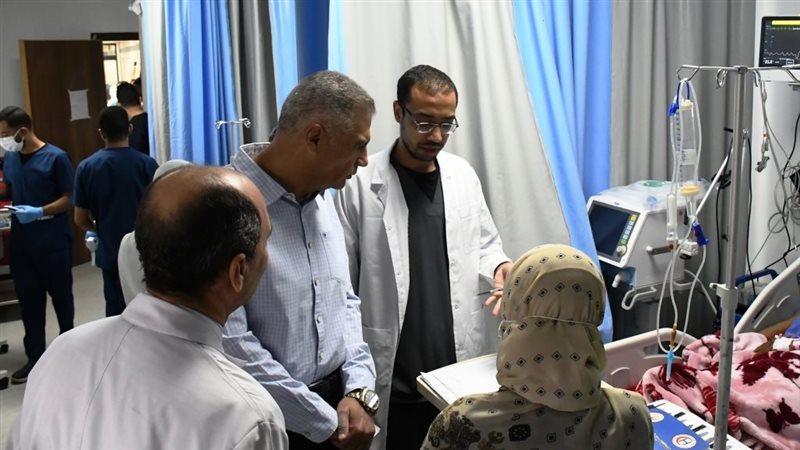 محافظ أسوان