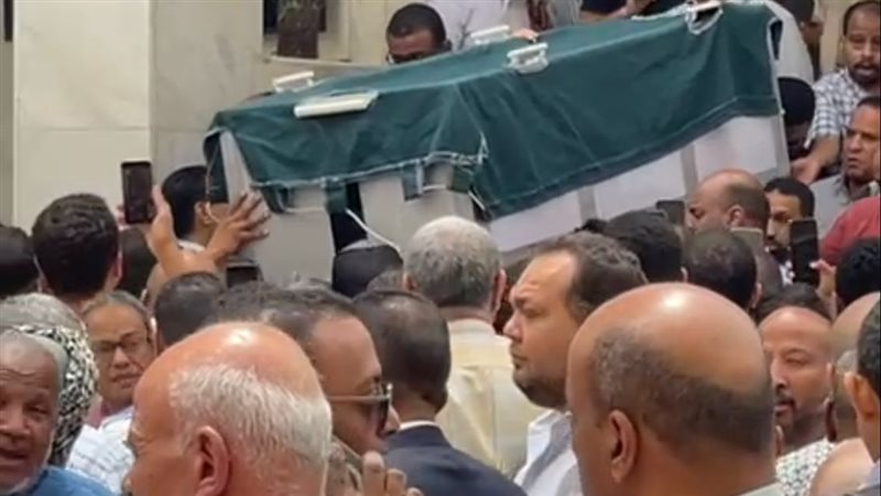 جنازة والدة اسامة