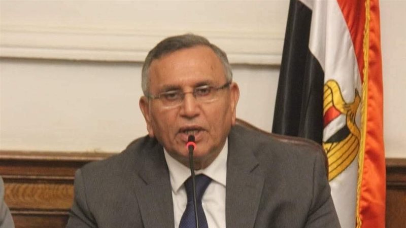 الدكتور عبدالسند