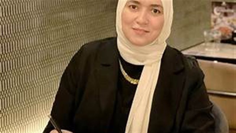 الدكتور دينا أبو