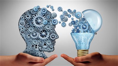 «المكفوفين» على موعد مع مشاهدة مباريات كرة القدم.. اختراع جديد يثير الجدل