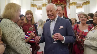 الملك تشارلز الثالث يدعم مرضى السرطان في حفل بقصر باكنجهام