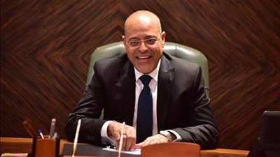 فرص عمل مكثفة للشباب وذوي الهمم بجهود وزارة العمل                  