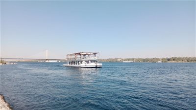 عقب استقرار الأحوال الجوية.. محافظ أسوان: إعادة تشغيل حركة الملاحة النهرية 