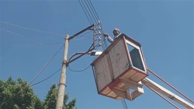 محافظ المنيا يشدد على تكثيف حملات النظافة وتمهيد الطرق والشوارع الرئيسية