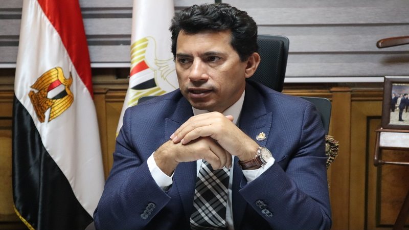 وزير الشباب والرياضة
