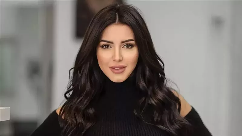 إيناس النجار
