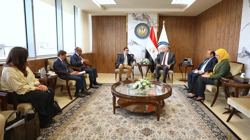 وزير البترول