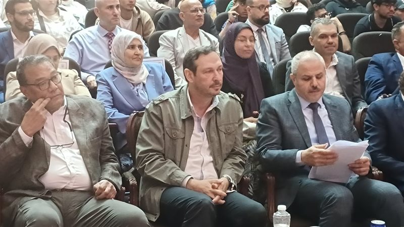 الفنان ايمن الشيوي
