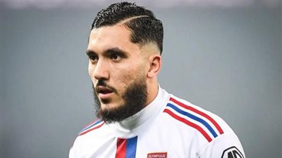 مانشستر يونايتد يصارع ليفربول على صفقة ريان شرقي