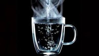 كوب ماء على الريق.. رشاقة ونشاط وفوائد عديدة