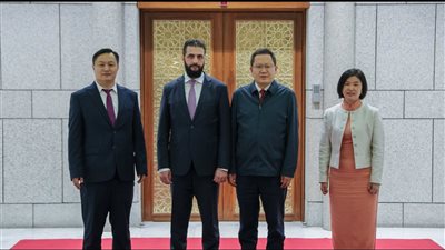 الرئيس السوري أحمد الشرع يلتقى وفدًا صينيًا لبحث فرص الاستثمار 