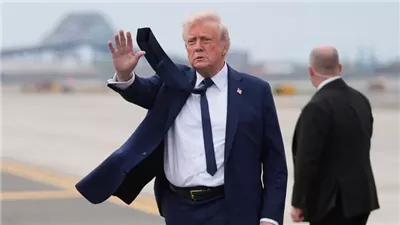 بعد تأجيل المحادثات النووية .. ترامب يهدد بفرض عقوبات على مشتري النفط الإيراني