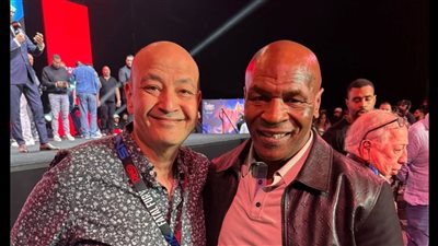 تعود له الحياة .. عمرو أديب يعلق على عودة الملاكمة بكثير من الحيوية والإبهار