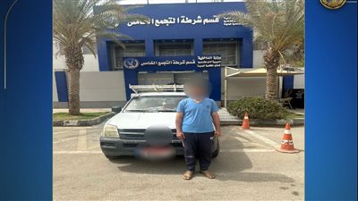 عرض حياة المواطنين للخطر .. القبض على سائق ترك طفله يقود سيارته