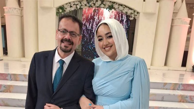 والد الطبيبة
