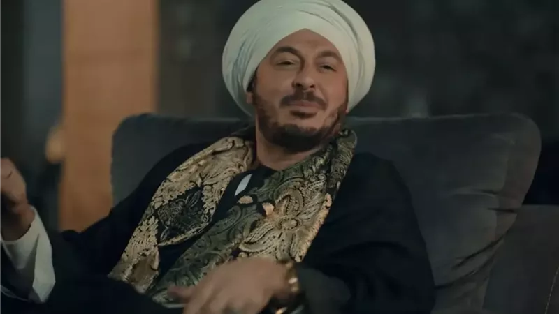 الفنان مصطفي شعبان