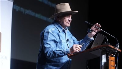 عن الاكتشافات الأثرية… زاهي حواس يلقي محاضرة بأمريكا