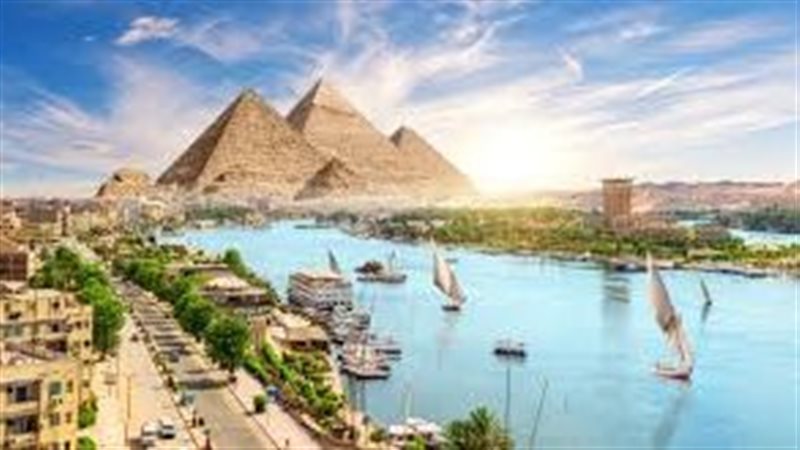خبراء: السياحة المصرية