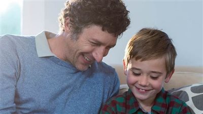 لماذا يجب على الآباء بدء الحديث عن البلوغ مع أبنائهم مبكرًا؟