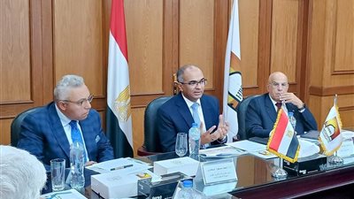 الإسكان: تحديث منظومة أكواد مياه الشرب والصرف الصحي