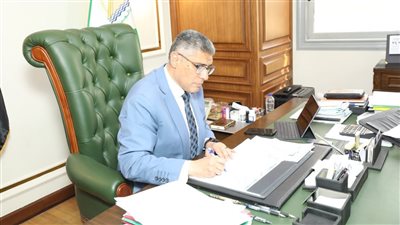 محافظ الجيزة يعتمد جداول امتحانات الفصل الدراسي الثاني  