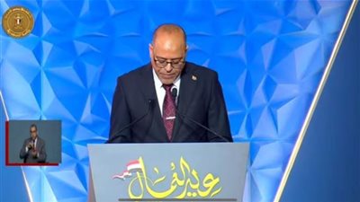 وزارة العمل: نؤكد التزامنا بمضاعفة الجهود لتعزيز علاقات العمل وزيادة الإنتاج