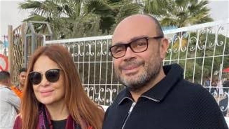 وليد مصطفي وكارول