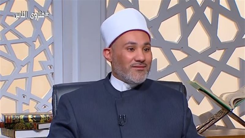 الدكتور أحمد العوضي