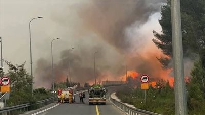 ما السر وراء حرائق إسرائيل .. مستشار برنامج المناخ العالمي يجيب