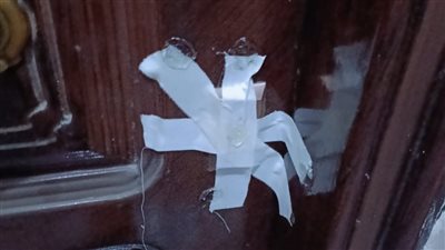 حاول التعدي على الحملة.. العلاج الحر يضبط منتحل صفة طبيب في الشرقية |صور