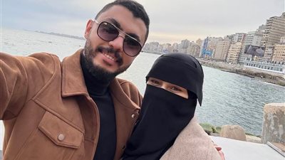 وداعا يا مهجه قلبي وروح فؤادي.. زوج ينعي زوجته وابنه بكلمات مؤثرة 