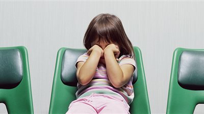 دراسة حديثة: صعوبات الطفولة تؤثر ضرراً على المادة البيضاء في الدماغ