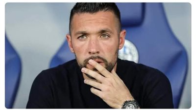 فاريولي مطلوب في «البريميرليج» بعد نجاحه مع أياكس أمستردام