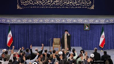 خامنئي: «الحج» فريضة دينية ذات طابع وجوهر سياسي بالكامل