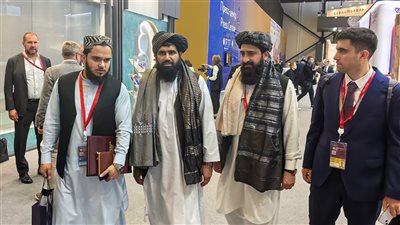 روسيا تتعهد بمساعدة طالبان في مواجهة تنظيم (داعش) في أفغانستان