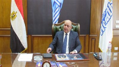 محمد مصطفى : الرئيس السيسي أثبت أمام عمال مصر دعمه الكامل للصناعة